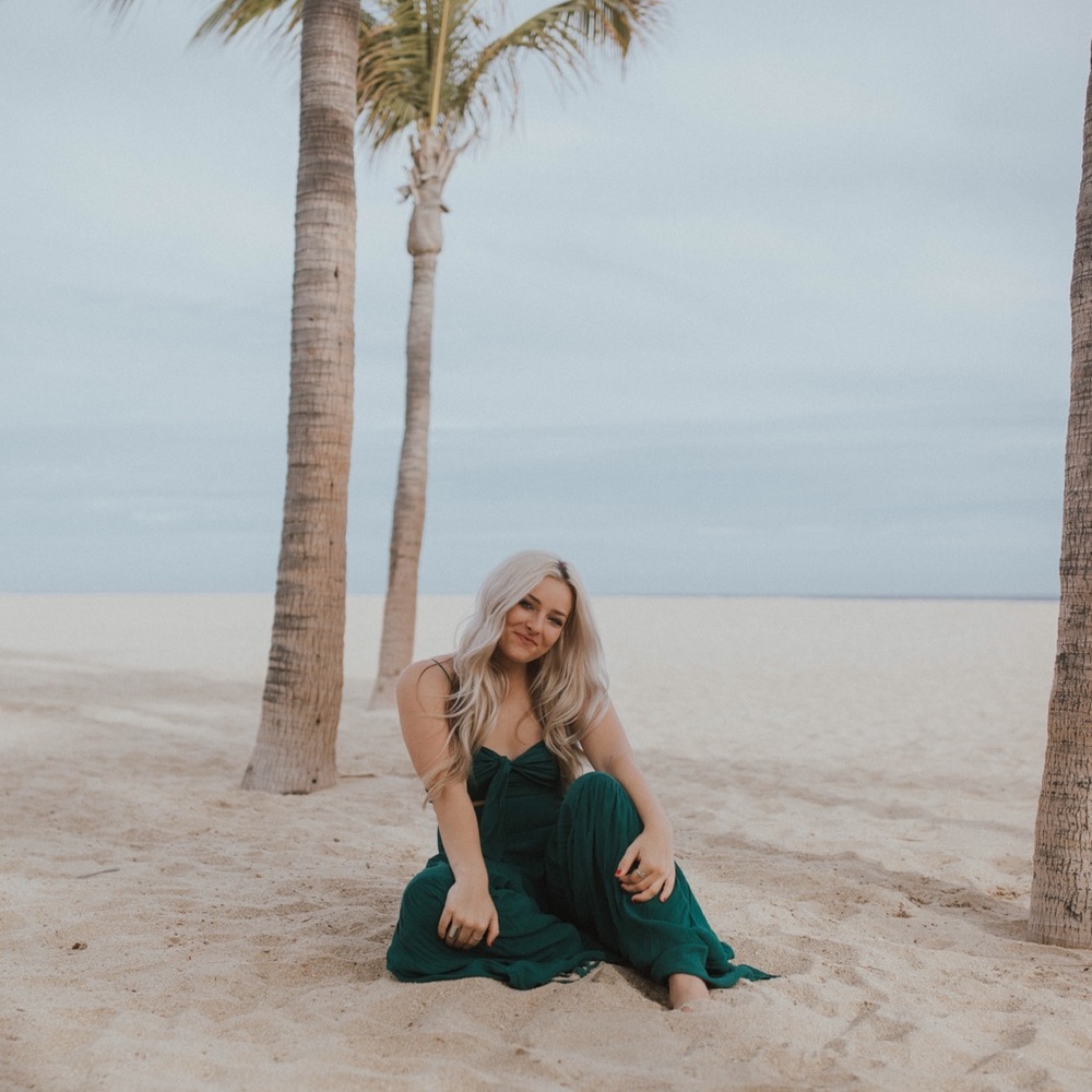 Meet your Posher, Nicole